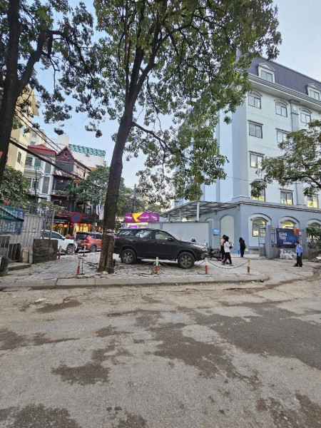 ĐÔNG QUAN-CẦU GIẤY-NỞ HẬU-PHÍA TRƯỚC CÓ SÂN-Ô TÔ CÁCH 10M-DT51M2, ZÁ 14.6 TỶ
