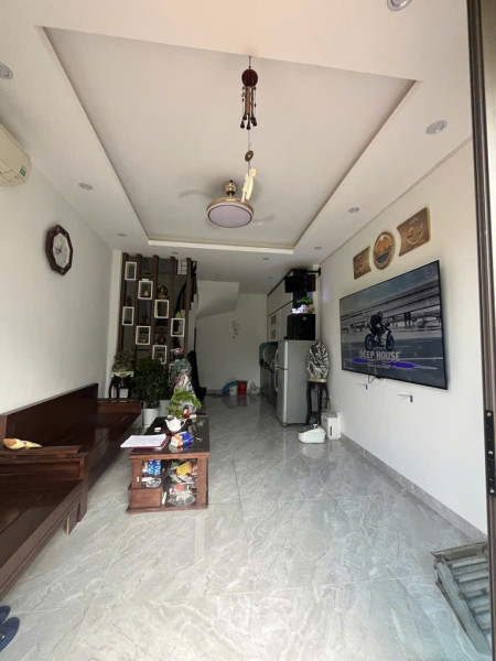 NHÀ ĐẸP THƯỢNG CÁT, Ô TÔ ĐỖ CỬA, CẠNH CHỢ, PHÒNG KHÁM 30 M2 GIÁ 6,2 TỶ.
