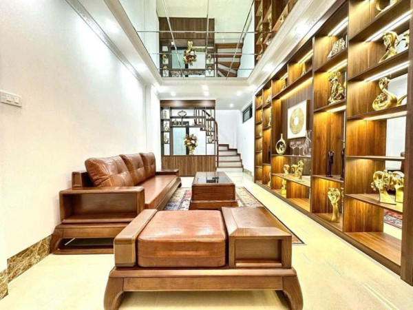 Nhà Giáp Nhất Thanh xuân ô tô nhỏ đỗ cửa full nội thất xịn 40m2 5 tầng 12 tỷ