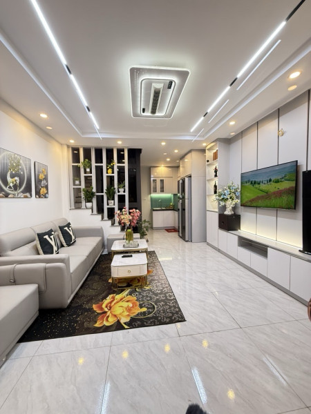 Bán nhà đẹp Trương Định, 38m2  5 Tầng, 3 Ngủ đủ nội thất - Hơn 7 Tỷ