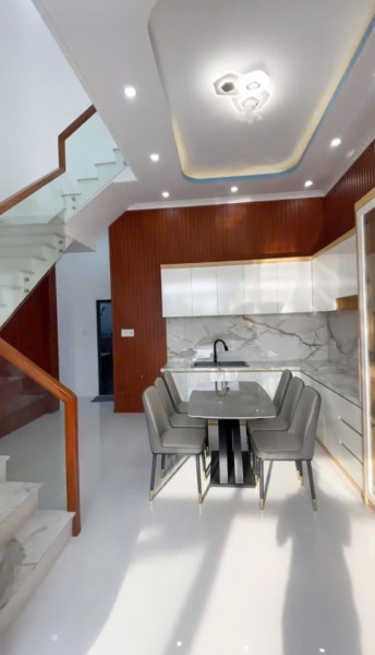 NHÀ MỚI LONG HÒA – 3 TẦNG ĐẸP  DIỆN TÍCH LỚN VỚI GIÁ NHỎ CHỈ NHỈNH 2 TỶ - LH: 0936 954 005