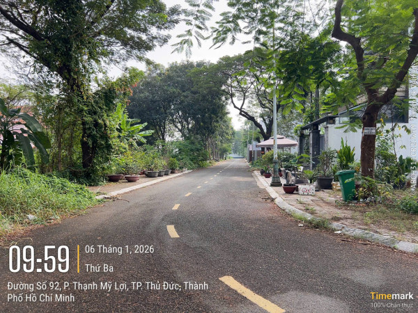 Bán gấp nền biệt thự góc 2 mặt tiền, đối diện công viên, diện tích 275.6m2, sổ đỏ, giá chỉ 165tr
