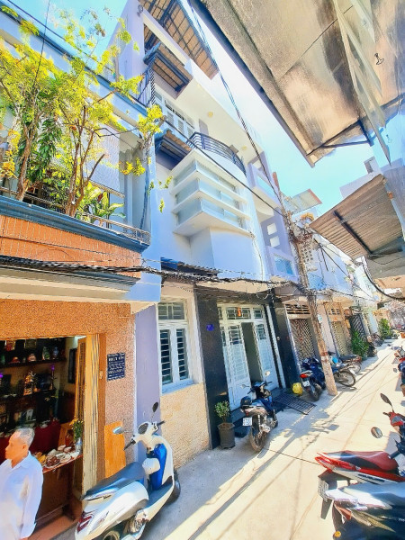🔥 BÁN NHÀ 4 TẦNG – 2 MẶT HẺM Ô TÔ – DT 6,5 × 14,5M – SHR HOÀN CÔNG