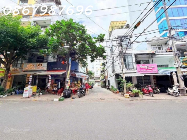 Bán siêu phẩm nhà đẹp căn góc vòng xoay đầu tư kinh doanh