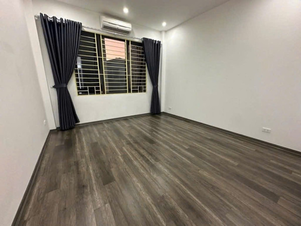 NHÀ MỚI 6 TẦNG THANG MÁY - KINH DOANH - Ô TÔ TRÁNH -  NGÃ TƯ QUỐC BẢO - THANH TRÌ