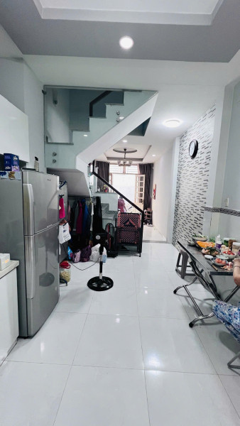 nhà đẹp quận 12 - Vị Trí : Nguyễn Văn Quá