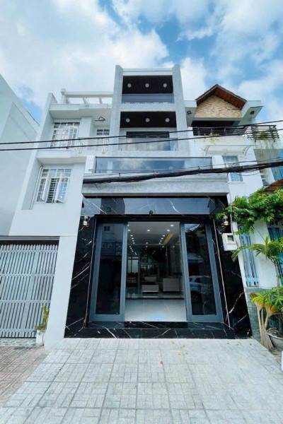 NHÀ MẶT TIỀN – THANG MÁY – TRUNG TÂM Q7 – 18.x TỶ
