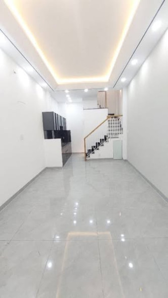 NHÀ HẺM XE TẢI- Chỉ 6 TY 500 TL-Âu Dương Lân P3 Q8