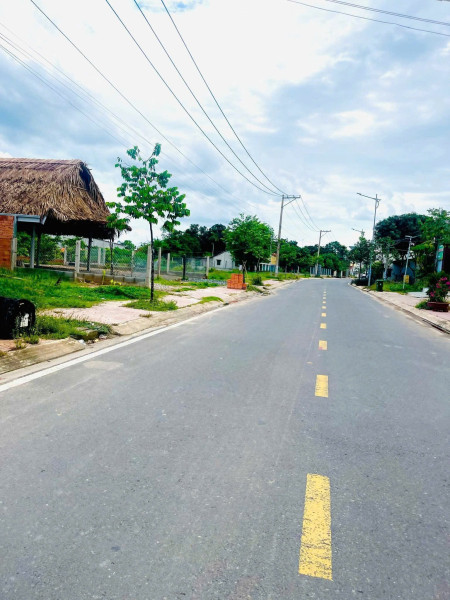 CHÍNH CHỦ CẦN BÁN ĐẤT NGAY BÊN CẠNH SIÊU ĐÔ THỊ VINHOME HẬU NGHĨA, DT 326M2 - GIÁ 2,7 TỶ