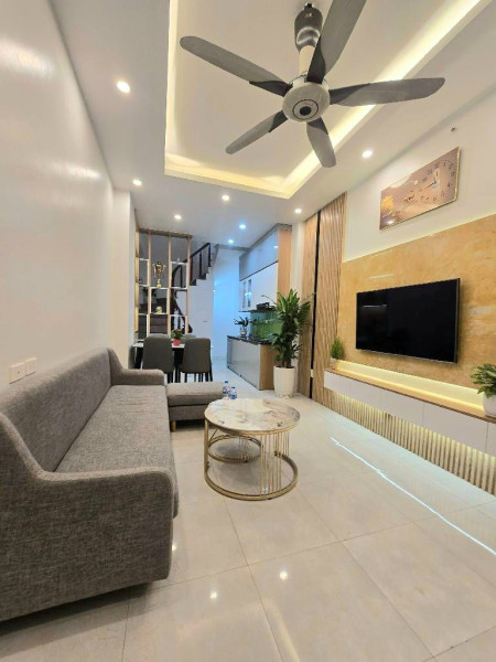 Bán nhà Ngọc Thụy Long Biên 5 tầng Full nội thất Ở ngay