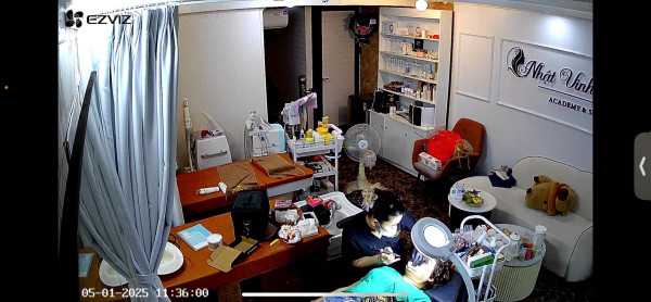 MÌNH CÓ NHÀ 2 TẦNG MUỐN SANG NHƯỢNG CHO BẠN LÀM CHĂM SÓC DA CƠ BẢN NAIL MI TẠI NGUYỄN