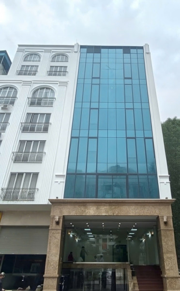 Tôi cho thuê nhà, 133m2- 7T, Linh Lang, Đào Tấn, Phan Kế Bính -75 tr