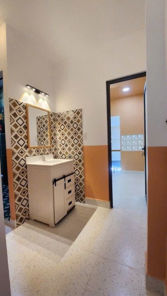 Bán nhà cấp 4 Diện tích rộng thích hợp xây căn hộ CHDV hoặc làm biệt thự vườn.