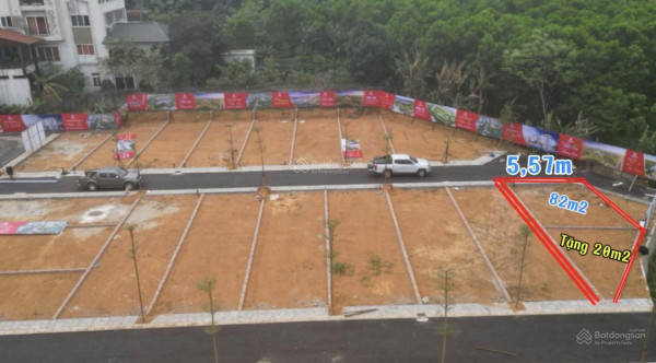 Tiết lộ lô đất 100m2 gần Phú Cát, khu vực trung tâm Hòa Lạc. Phù hợp xây trọ, đầu tư sinh lời, kết