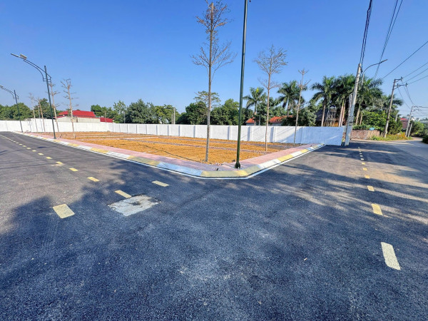 Duy nhất lô đất 100m , tại Tân Xã , giá 2 tỷ/lô