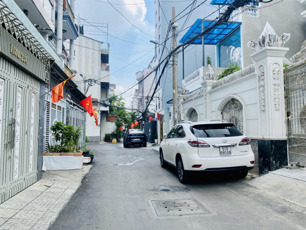 NGỘP BANK GẤP BÁN, DT 113M2, 3 TẦNG, HXH 8M, CHÍNH CHỦ