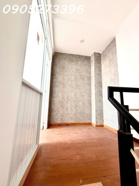 NGAY NGÃ TƯ PHÚ NHUẬN - 20m2 - 3 TẦNG - CĂN GÓC - 3.55 TỶ