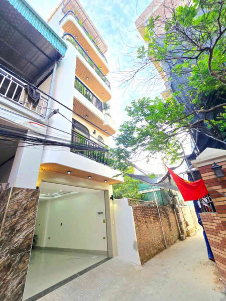 Hạ Chào 1 tỷ Bán Gấp Mảnh Đất Thạch Bàn 60m2-Mt 5.3m-Ô TÔ-SÁT HỒ LỚN NHẤT LONG BIÊN-SỔ VUÔNG
