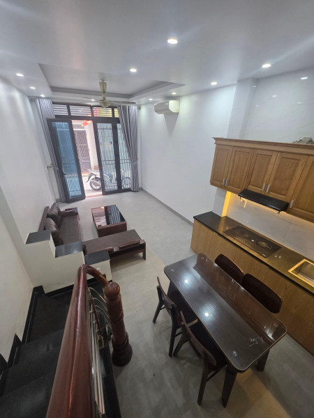 BÁN NHÀ - NGÔ GIA TỰ - NHÀ 4 TẦNG DÂN XÂY ĐẸP LUNG LINH - TẶNG FULL NỘI THẤT - 79M - NHỈNH 10 TỶ