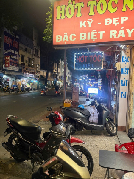 Bán nhà mặt phố khu kinh doanh sầm uất đường Nguyễn Thái Bình, P.4, Q. Tân Bình, TP HCM giá 10 tỷ