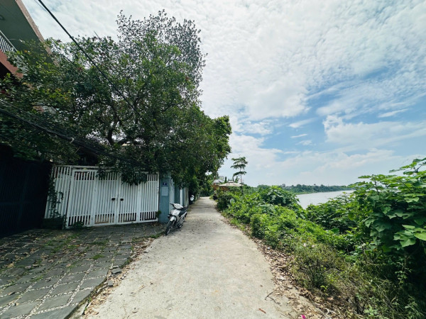 BIỆT THỰ VIEW SÔNG CẦU – 220M² – 4 TẦNG ĐẲNG CẤP – Ô TÔ VÀO NHÀ – VIEW SÔNG TUYỆT ĐẸP – CHỈ 33 TỶ