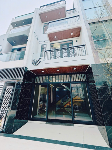 Nhà phố mới, đẹp Tam Bình - 54m2 - 4 Tầng – Nhỉnh 5 tỷ - Đường xe tải - Ôtô đậu trước nhà