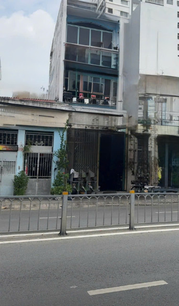 MẶT TIỀN KINH DOANH 3 TẦNG - KÊNH TÂN HÓA - TÂN PHÚ - NGANG 4.1X13 - DTCN 51M2 - GIÁ 8.25 TỶ TL.