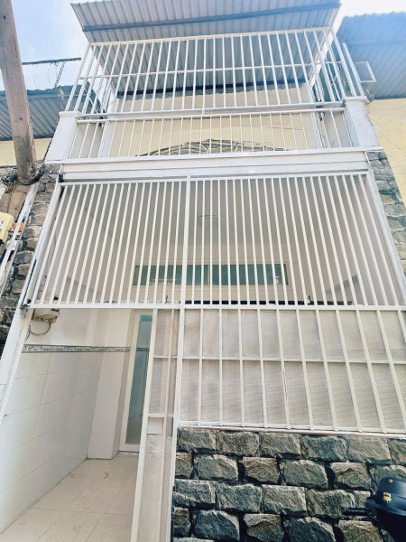 Lô đất đẹp ngay KCX Linh Trung 2 - Ngang 9m -  208m2 (120m2 thổ cư) – Nhỉnh 4 tỷ – Đường  6m