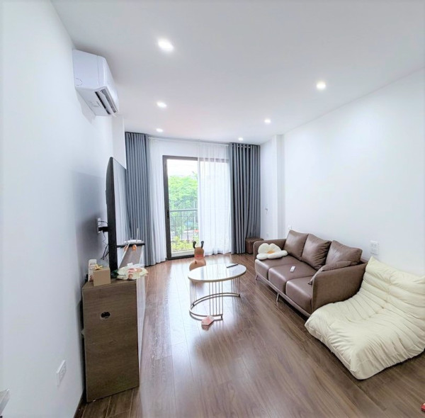 Bán nhà riêng phố Hoàng Hoa Thám, gần phố, Lô góc, mới đẹp, thang máy, 12.3 tỷ