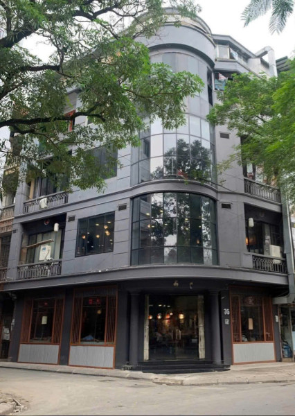 Cho thuê nhà căn góc, 93m2_ 4T; Nguyễn Đình Thi, Hoàng Hoa Thám -25 tr