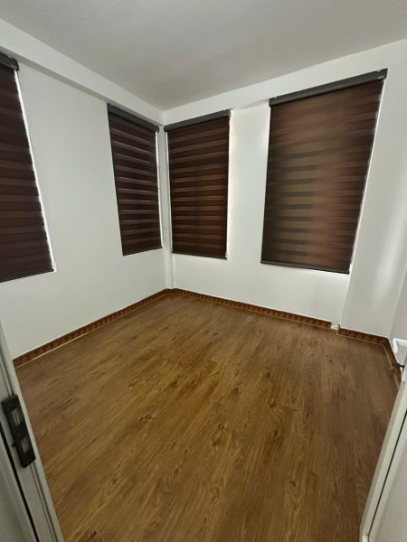 Bán nhà Vĩnh Trung 40m² x 5 tầng, ô tô vào tận cửa, giá chỉ 5 tỷ.