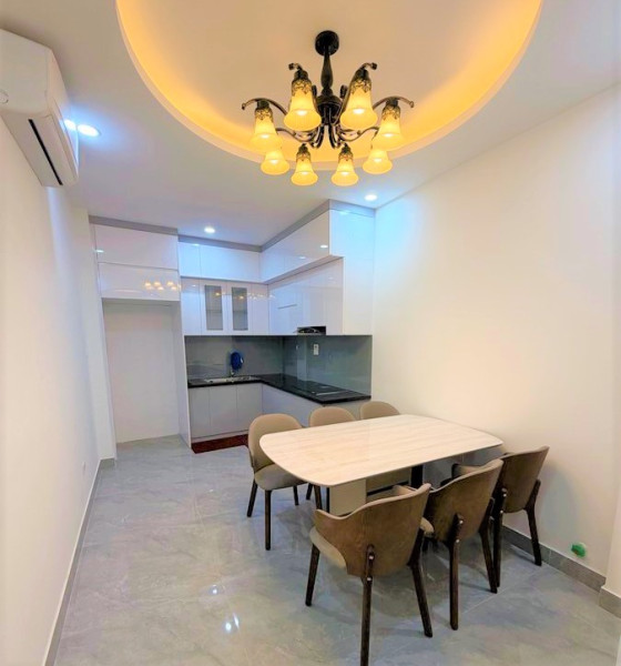 Bán nhà đẹp Ngọc Khánh - Ba Đình, 2 thoáng trước sau, 6 ngủ thoáng sáng, 9.8 tỷ