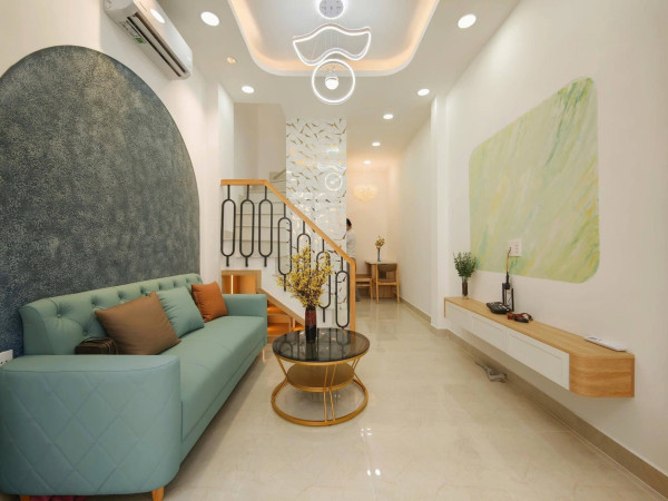 NHÀ 2 TẦNG - MẶT TIỀN - PHAN ĐĂNG LƯU - CHỈ HƠN 4 TỶ