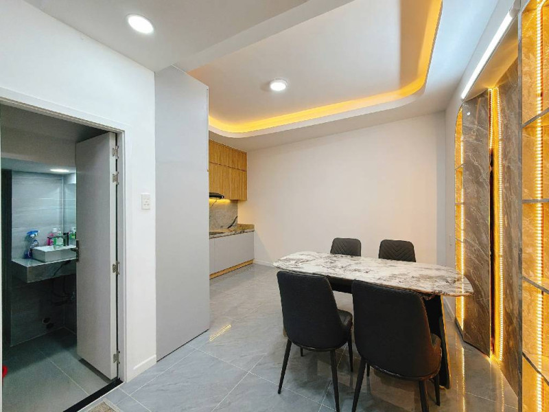Kế Bên Phú Mỹ Hưng - Nguyễn Thị Thập – Q.7 – Dt: 4.5*12m – 11 tỷ 750