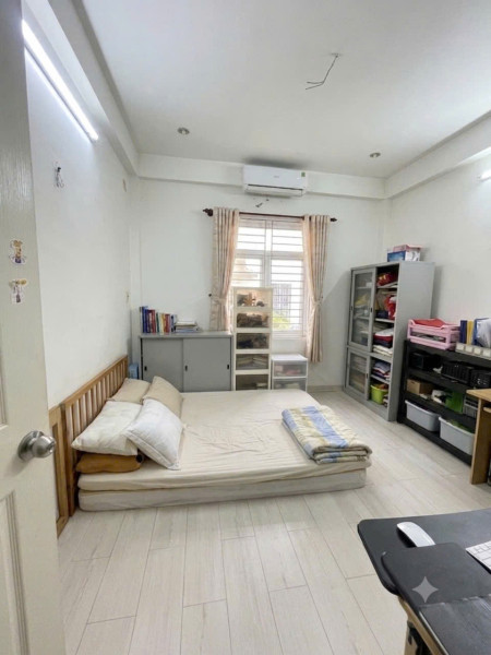 Gần BV Nhi Đồng 1 - Cư xá Đồng Tiến - Trung tâm Q10 - Dt: 4*19m - 15 tỷ 5