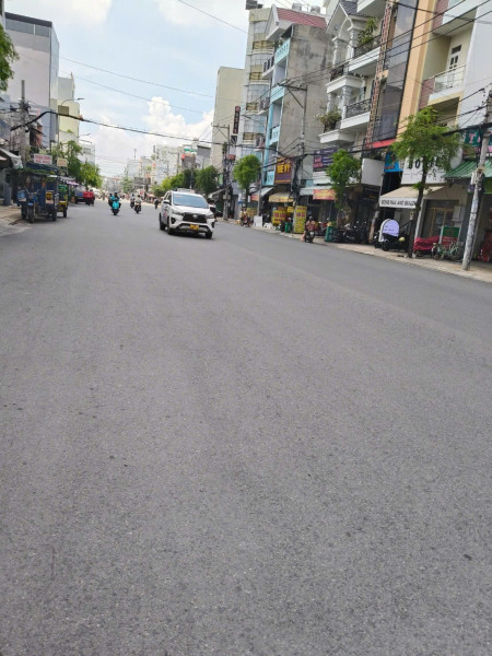 MẶT TIỀN PHẠM VĂN BẠCH–(TÂN BÌNH CŨ) PHƯỜNG TÂN SƠN -SÁT SÂN BAY -GA METRO - 4x25m - 4 TẦNG  100 ²