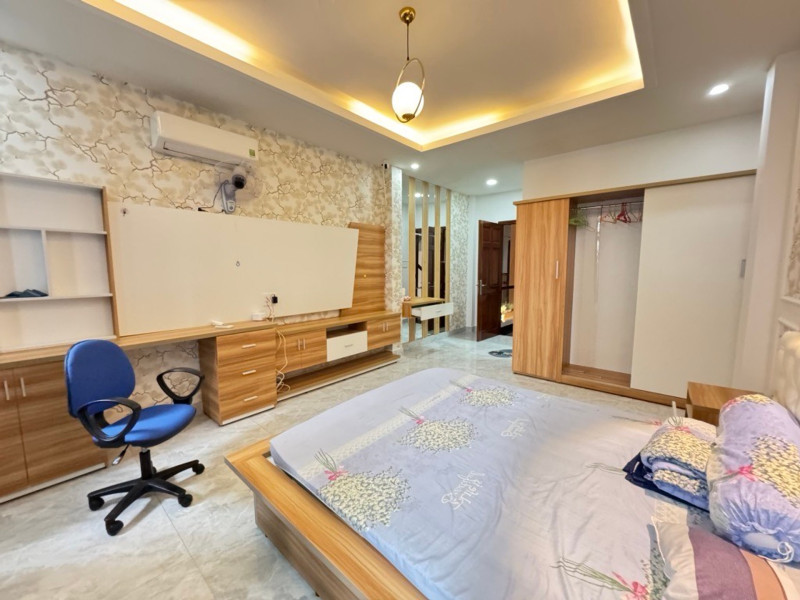 🔥 HÀNG HIẾM SÁT CHỢ PHẠM VĂN BẠCH - GẦN SÂN BAY – HẺM XE TẢI – 5 TẦNG THANG MÁY - FULL NỘI THẤT -