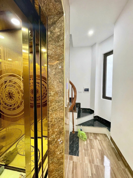 CHO THUÊ NHÀ ĐẸP 6 TẦNG PHÁO ĐÀI LÁNG – ĐỐNG ĐA, HÀ NỘI