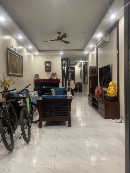 Bán nhà phố Phạm Thận Duật – 2 mặt tiền – gần Hoàng Quốc Việt kéo dài –48m – 2x tỷ