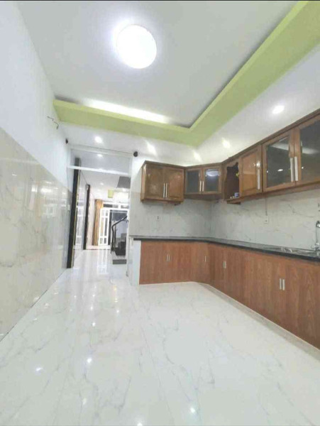 NHÀ ĐẸP HƠN 130m², GẦN CHỢ PHẠM THẾ HIỂN – 4PN, 4WC (HTP33356)