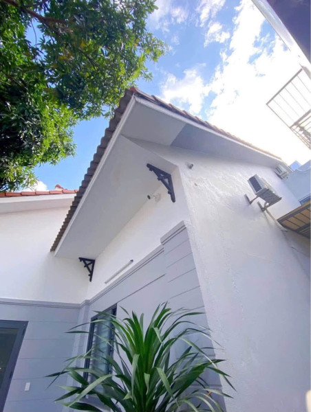 Cần bán Villas – Trưng Nữ Vương, Hải Châu, Đà Nẵng
Dòng tiền sẵn: 30 triệu/tháng
DT: 286m²,