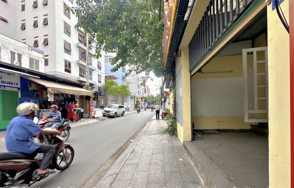 🔥Cho thuê mặt bằng, mặt tiền Nguyễn Thiện Thuật Bình Thạnh🔥 🏘️Diện tích: 5x14 70m2, mb trệt suốt