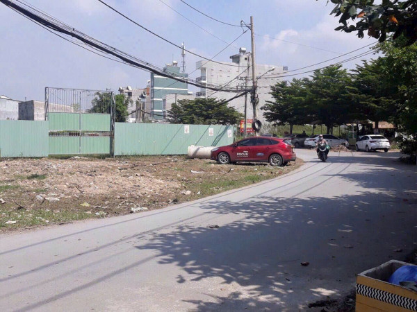 bán  Biệt thự sân vườn Compound VIP Hoa Hồng – Giá tốt nhất khu vực trần não - quận 2