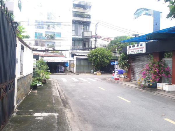 bán  Biệt thự sân vườn Compound VIP Hoa Hồng – Giá tốt nhất khu vực trần não - quận 2
