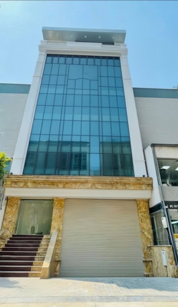 Cho thuê nhà, 166m2_ 6.5T; Hoàng Quốc Việt, Tô Hiệu, Nghĩa Tân -61 tr