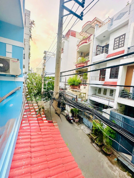 NHƯ MẶT TIỀN GẦN KHU CƯ XÁ VIP QUẬN 10 - ĐƯỜNG 8M THÔNG - 2 MẶT HẺM CÓ GIẾNG TRỜI SÁNG SỦA - 48M²