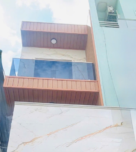 NHƯ MẶT TIỀN GẦN KHU CƯ XÁ VIP QUẬN 10 - ĐƯỜNG 8M THÔNG - 2 MẶT HẺM CÓ GIẾNG TRỜI SÁNG SỦA - 48M²