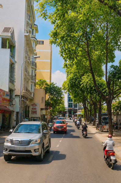 NHƯ MẶT TIỀN GẦN KHU CƯ XÁ VIP QUẬN 10 - ĐƯỜNG 8M THÔNG - 2 MẶT HẺM CÓ GIẾNG TRỜI SÁNG SỦA - 48M²