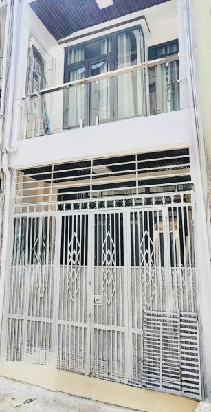 NHƯ MẶT TIỀN GẦN KHU CƯ XÁ VIP QUẬN 10 - ĐƯỜNG 8M THÔNG - 2 MẶT HẺM CÓ GIẾNG TRỜI SÁNG SỦA - 48M²