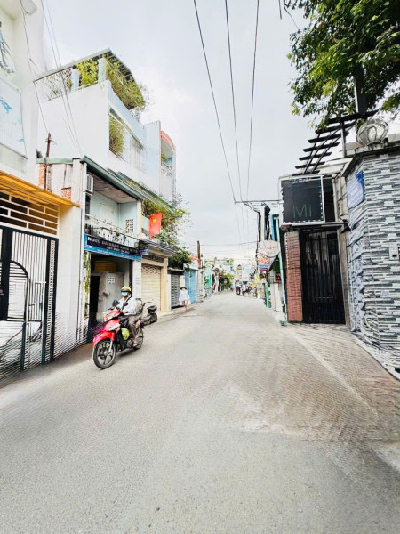 NHƯ MẶT TIỀN GẦN KHU CƯ XÁ VIP QUẬN 10 - ĐƯỜNG 8M THÔNG - 2 MẶT HẺM CÓ GIẾNG TRỜI SÁNG SỦA - 48M²